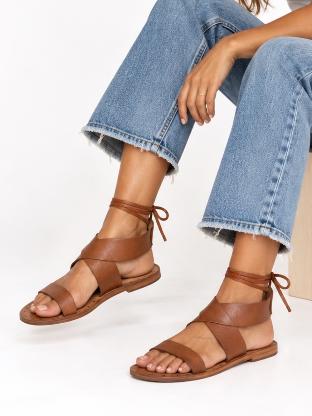 Beek - Cardinal - Cognac Leather Lace-Up Sandals – Size 8